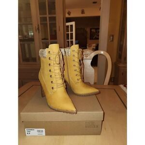 Steve Madden pointed toe boots women's size 6